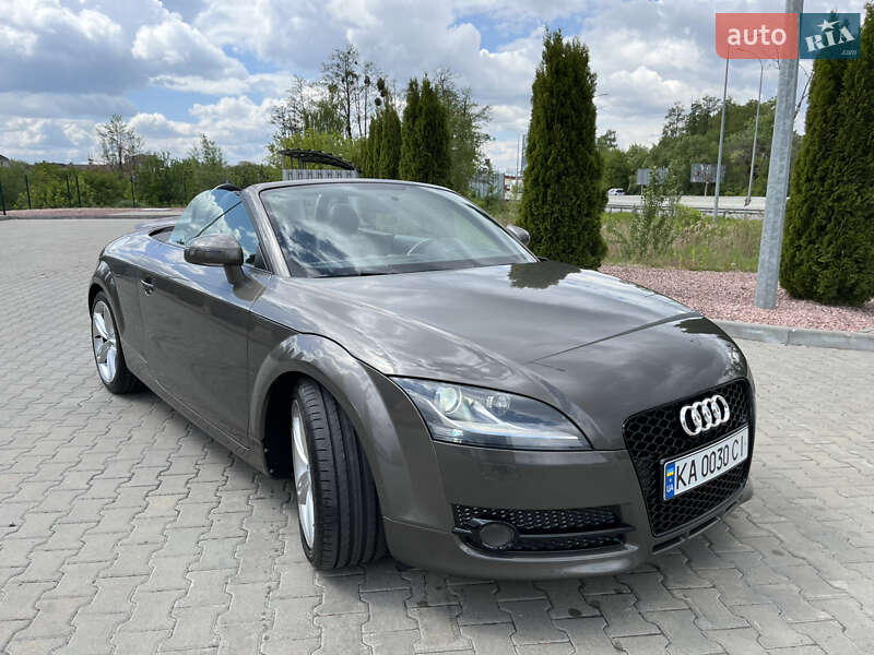 Audi-8