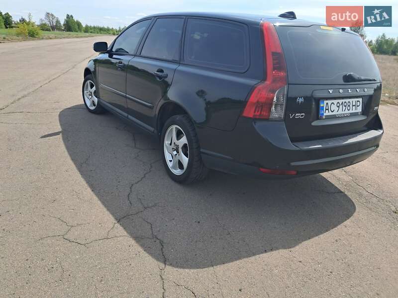 Volvo V50 2008