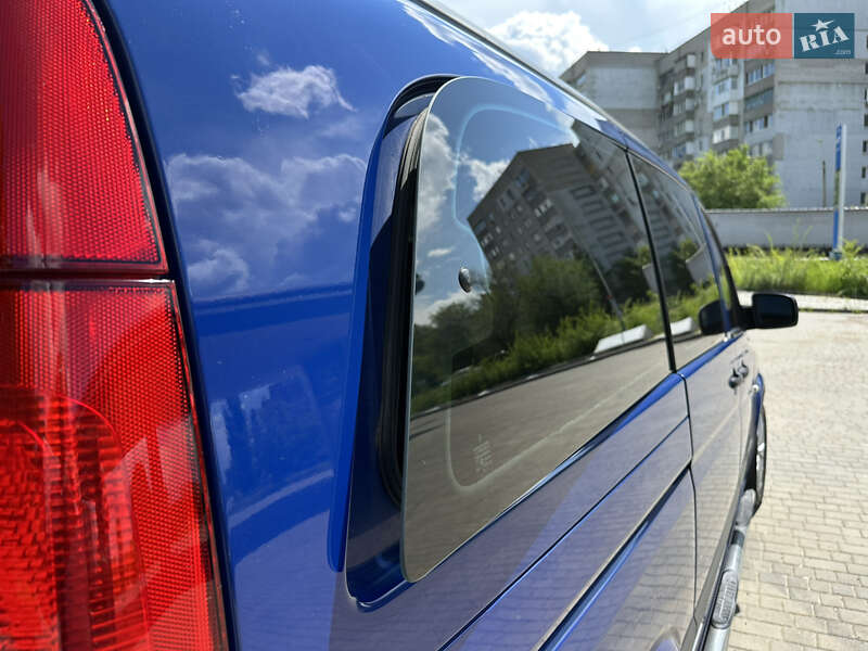 Mercedes-Benz Vito 2011