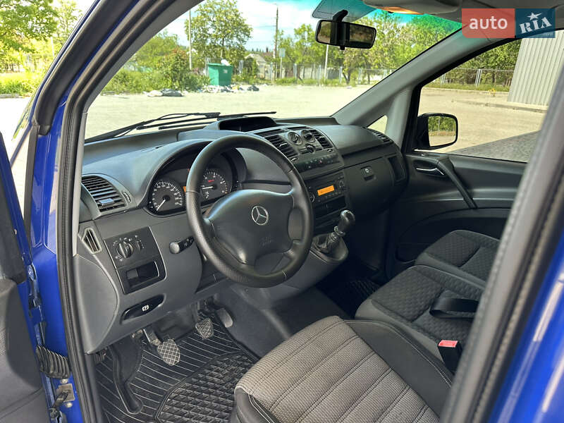 Mercedes-Benz Vito 2011