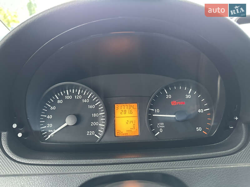 Mercedes-Benz Vito 2011