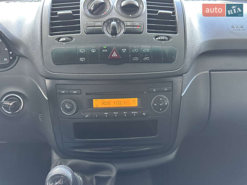 Mercedes-Benz Vito 2011