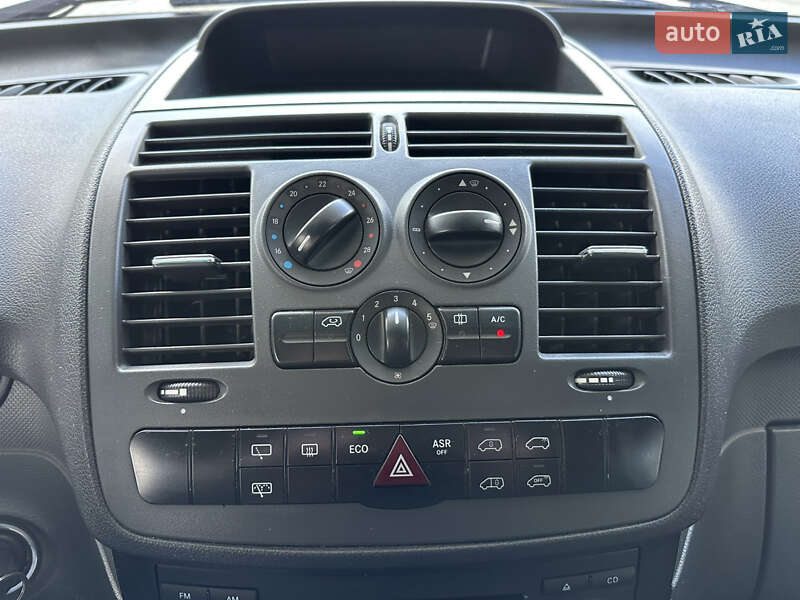 Mercedes-Benz Vito 2011