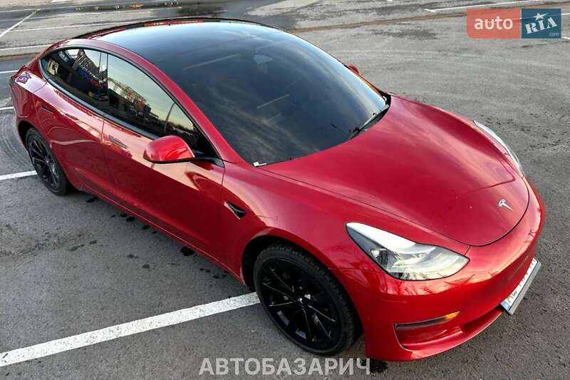 Tesla Model 3 2022