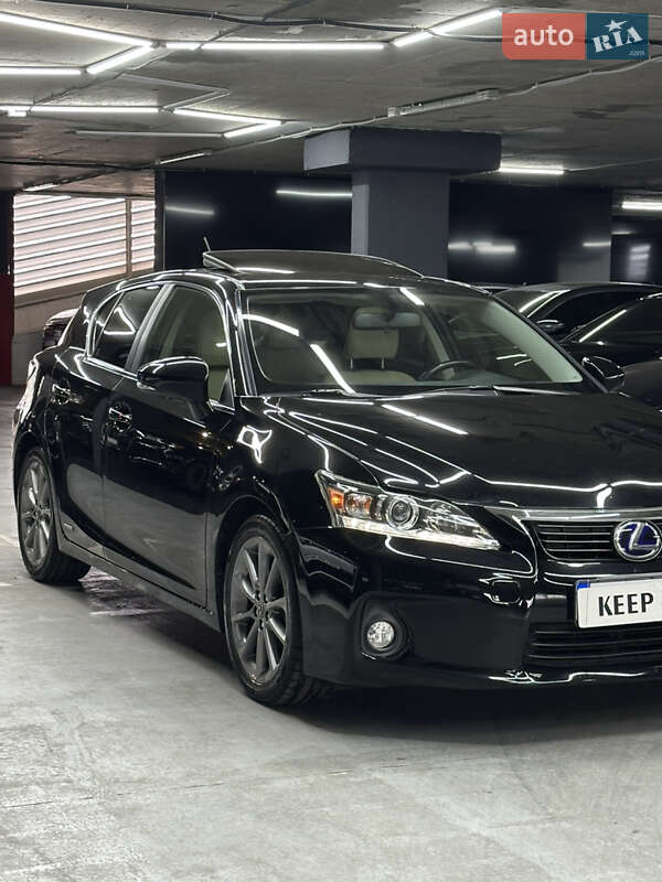 Lexus-28