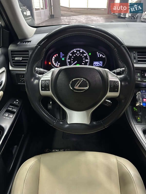 Lexus-20