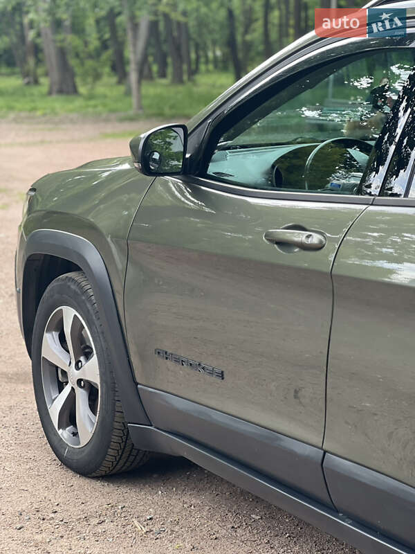 Jeep Cherokee 2020