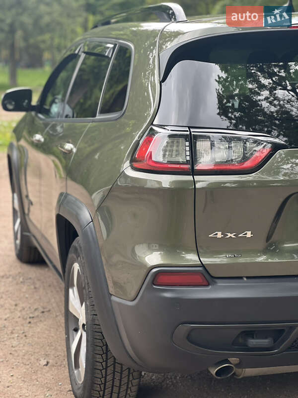 Jeep Cherokee 2020