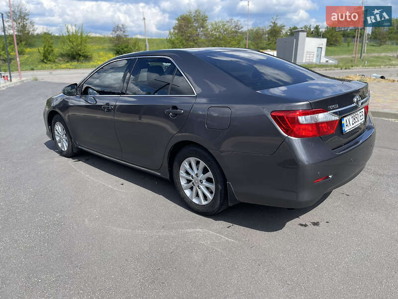 Toyota Camry 2013