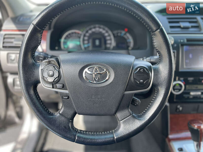 Toyota Camry 2013