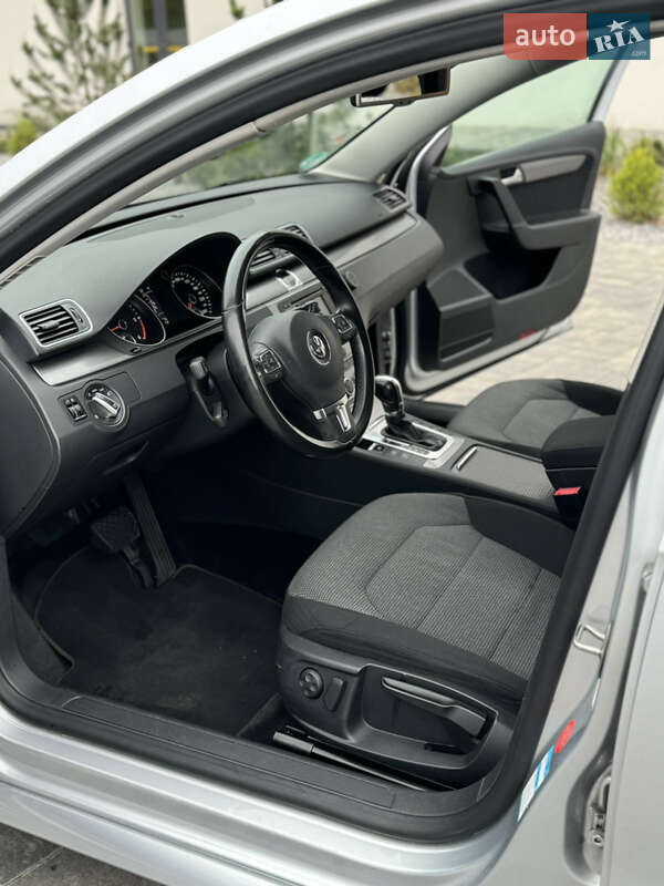 Volkswagen Passat 2012
