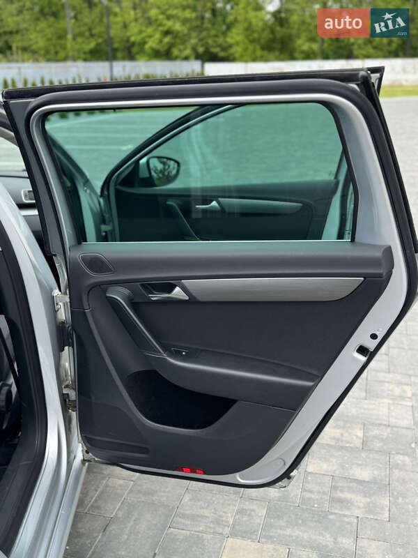 Volkswagen Passat 2012