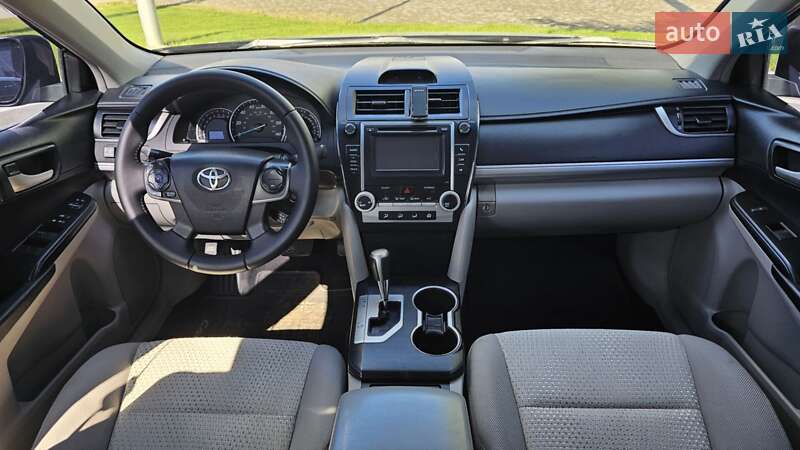 Toyota Camry 2012