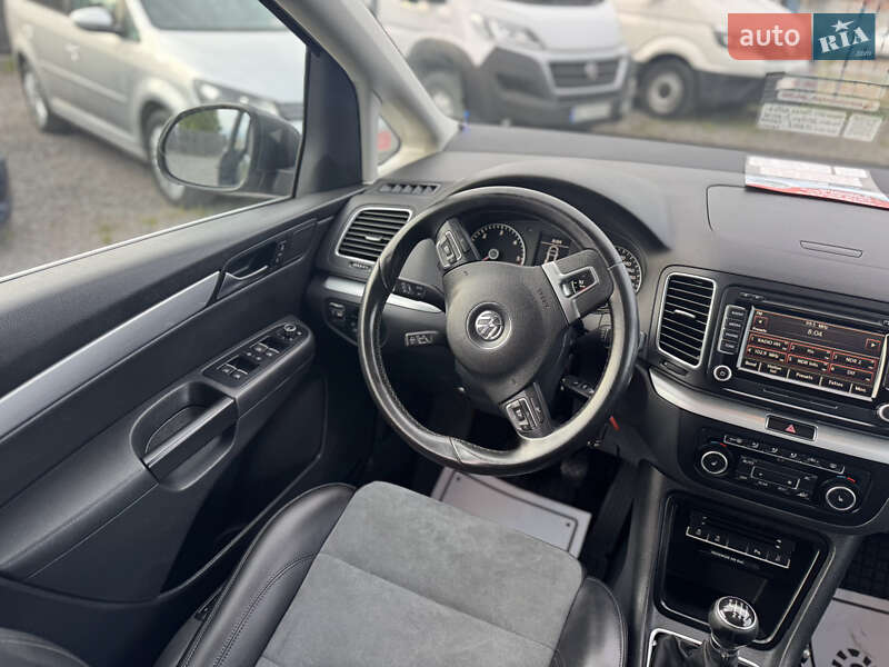 Volkswagen Sharan 2012