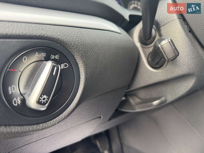 Volkswagen Sharan 2012