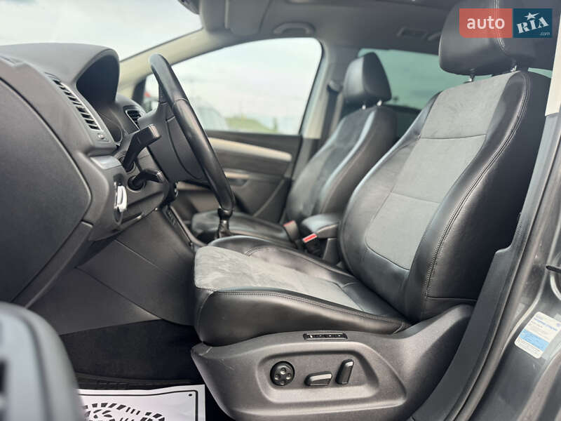 Volkswagen Sharan 2012