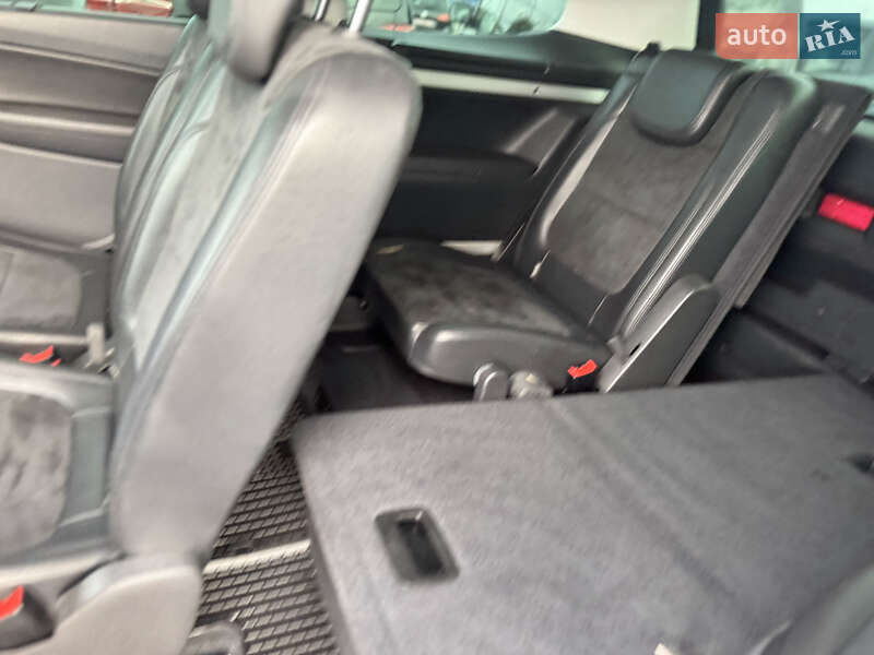 Volkswagen Sharan 2012