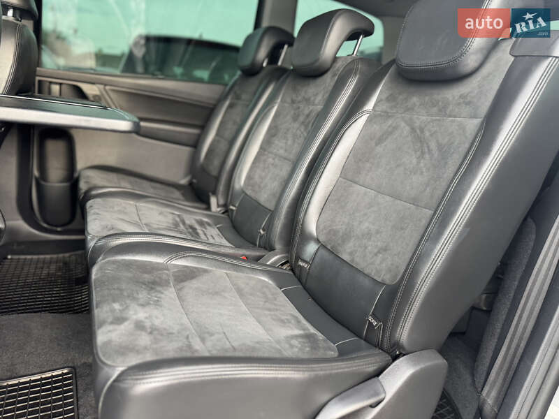 Volkswagen Sharan 2012