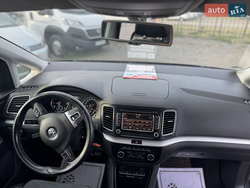 Volkswagen Sharan 2012