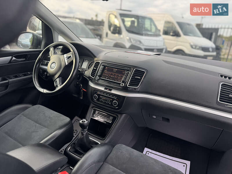 Volkswagen Sharan 2012