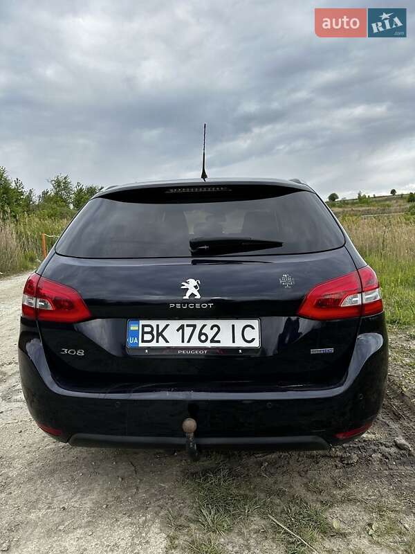 Peugeot 308 2015