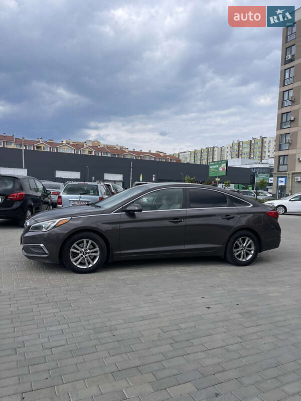 Hyundai-24