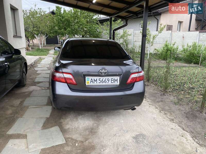 Toyota Camry 2008
