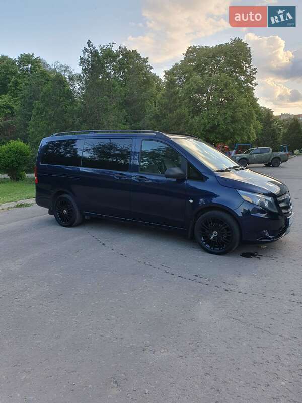 Mercedes-Benz Metris 2015