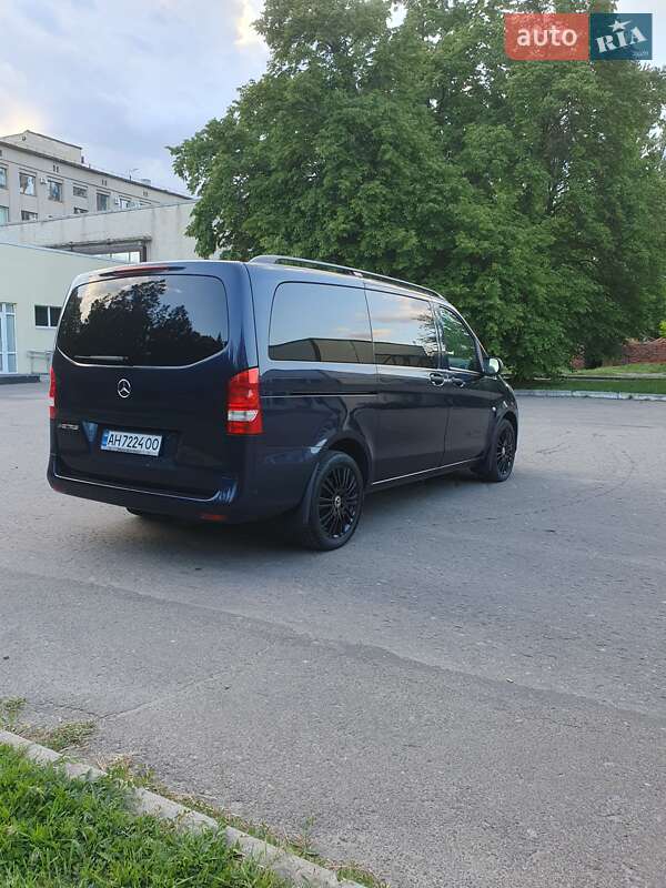 Mercedes-Benz Metris 2015