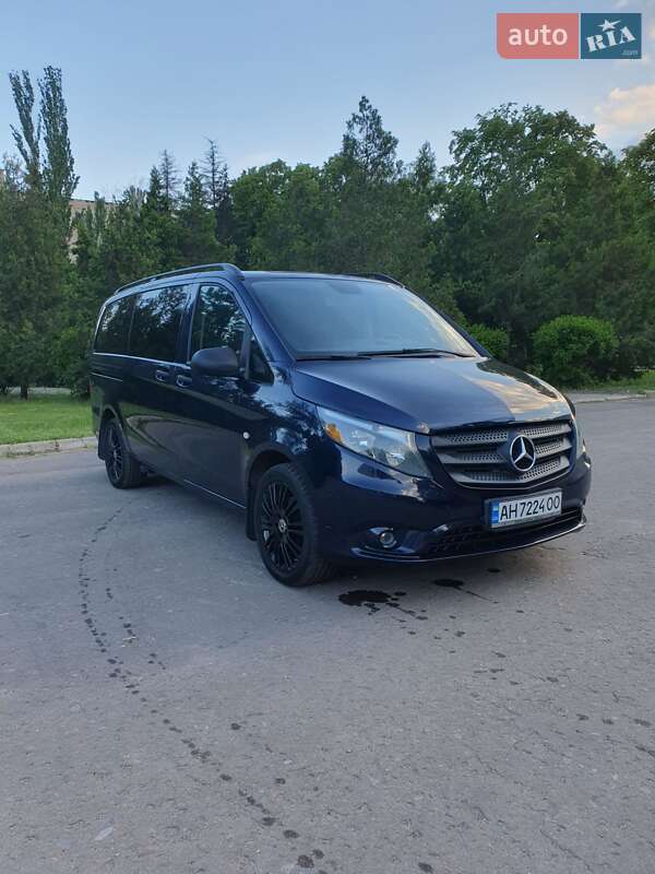 Mercedes-Benz Metris 2015