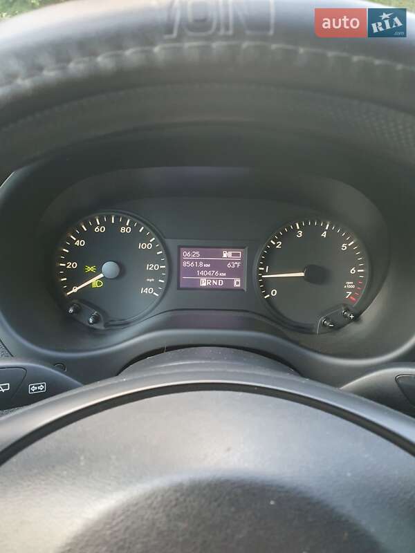 Mercedes-Benz Metris 2015