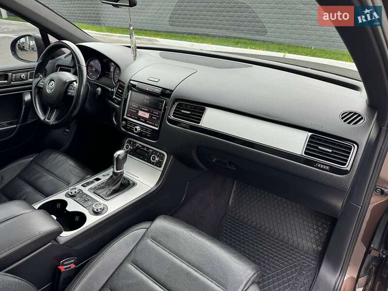 Volkswagen Touareg 2012