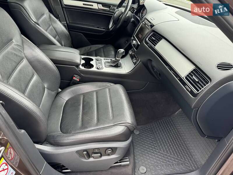 Volkswagen Touareg 2012