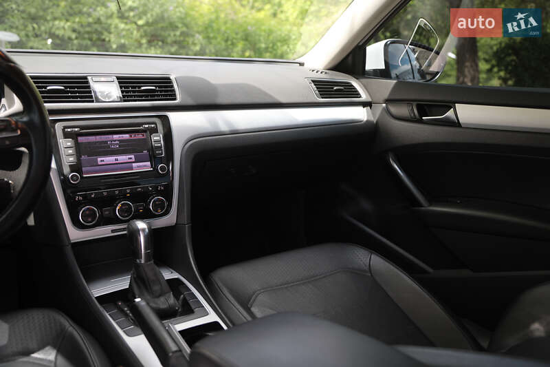 Volkswagen Passat 2012