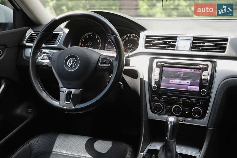 Volkswagen Passat 2012