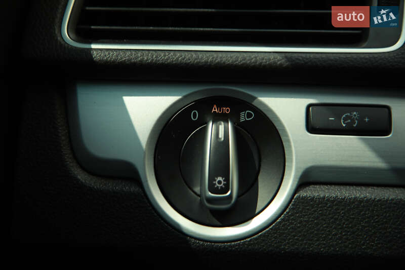 Volkswagen Passat 2012