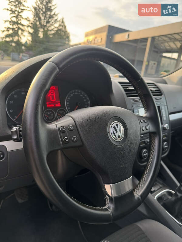 Volkswagen Golf 2008