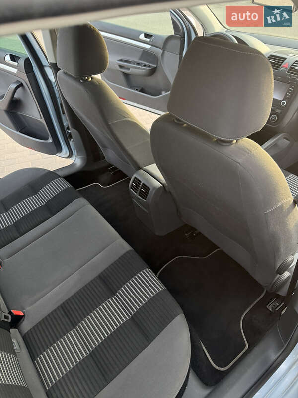 Volkswagen Golf 2008