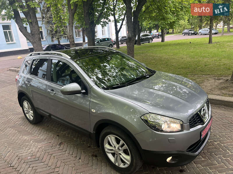 Nissan Qashqai 2012