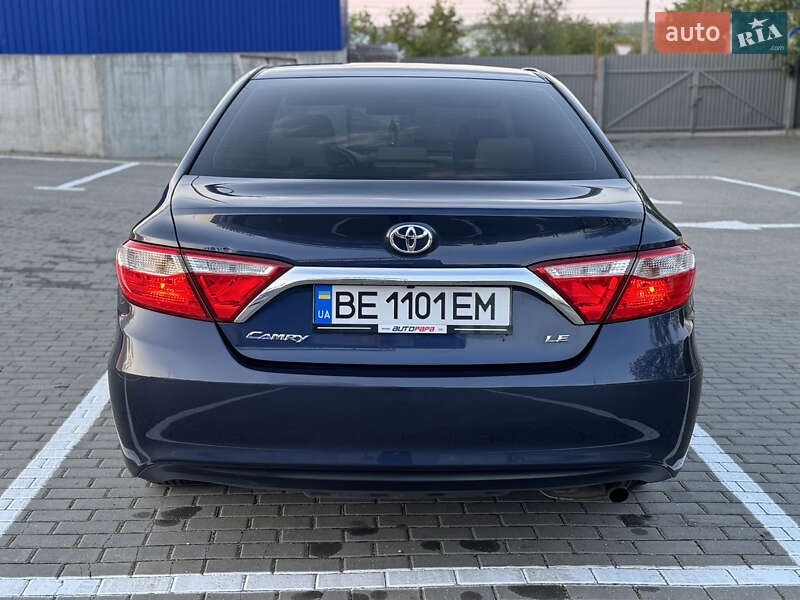 Toyota Camry 2016