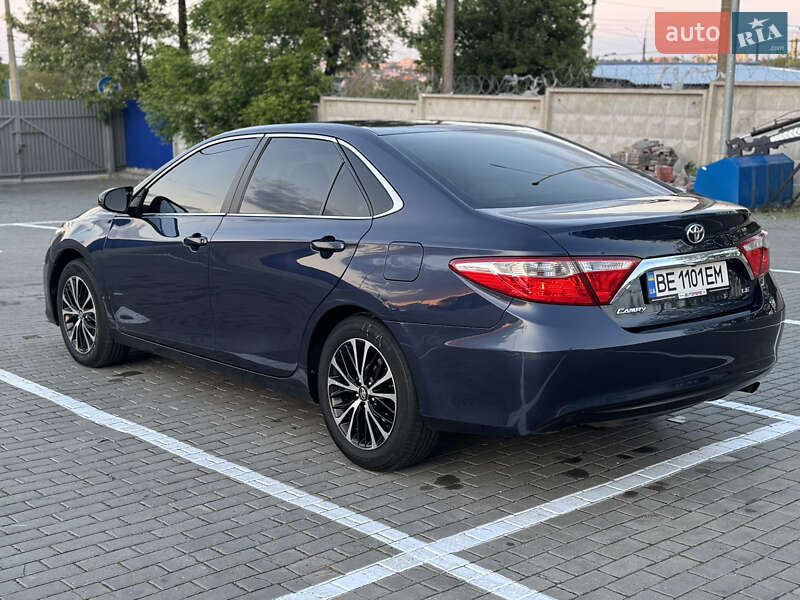 Toyota Camry 2016