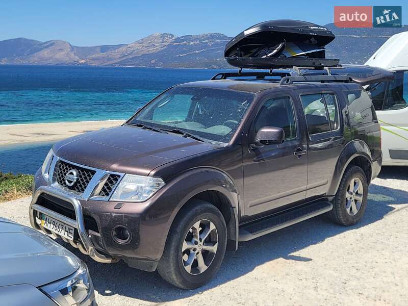 Nissan Pathfinder 2010
