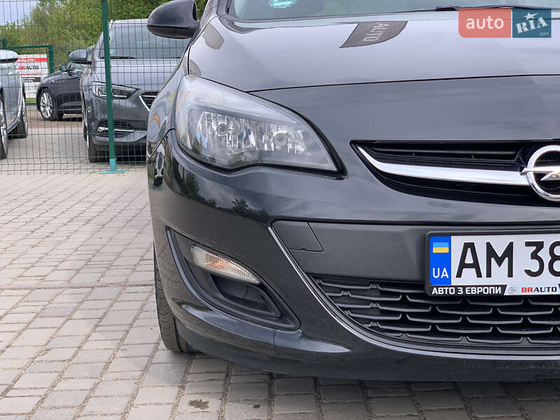 Opel Astra 2013