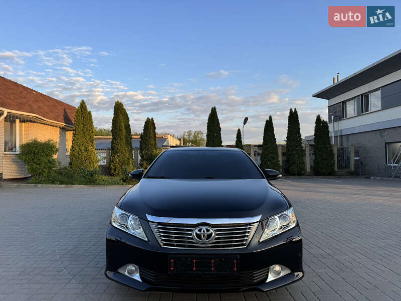 Toyota Camry 2012
