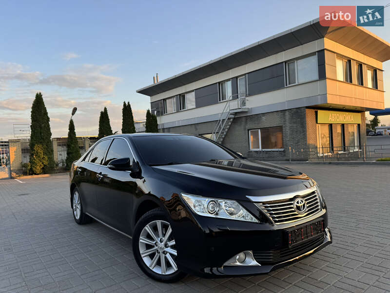 Toyota Camry 2012