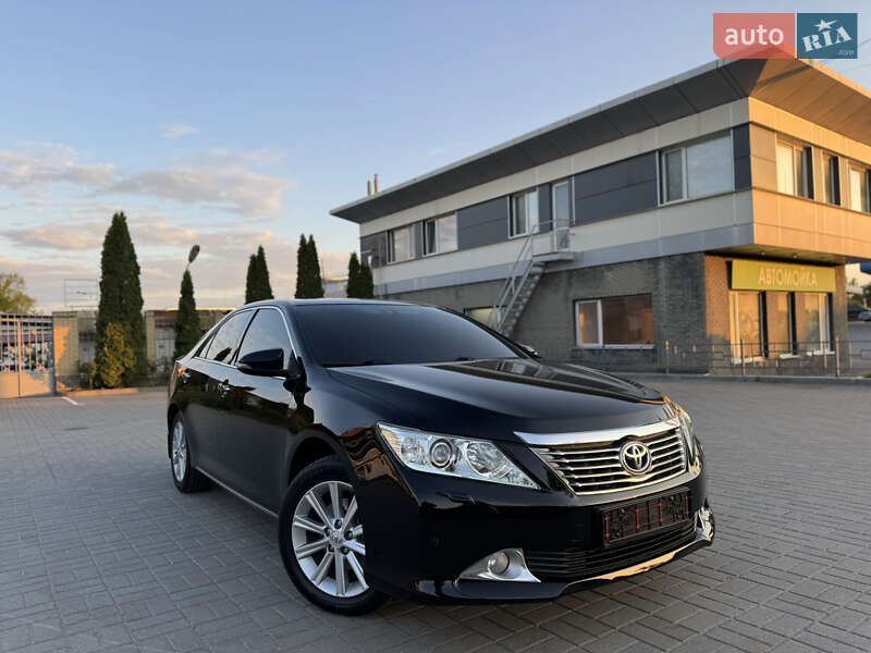 Toyota Camry 2012