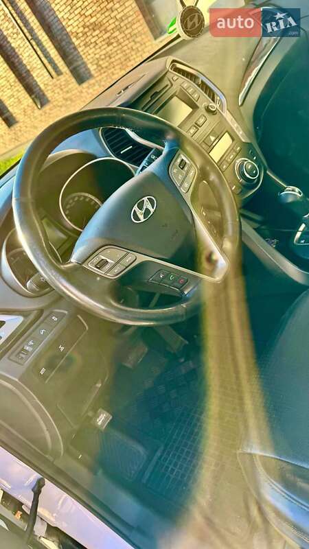 Hyundai Santa FE 2013