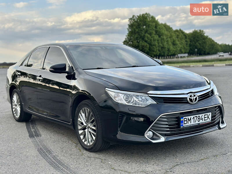 Toyota Camry 2015