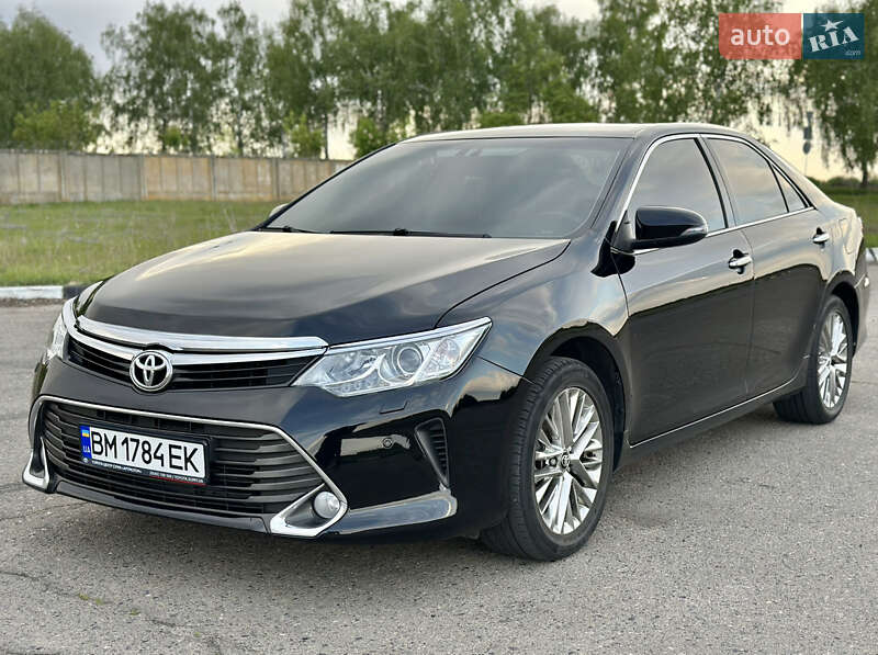 Toyota Camry 2015