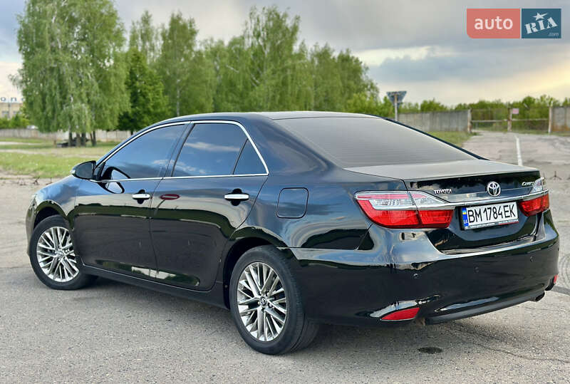 Toyota Camry 2015